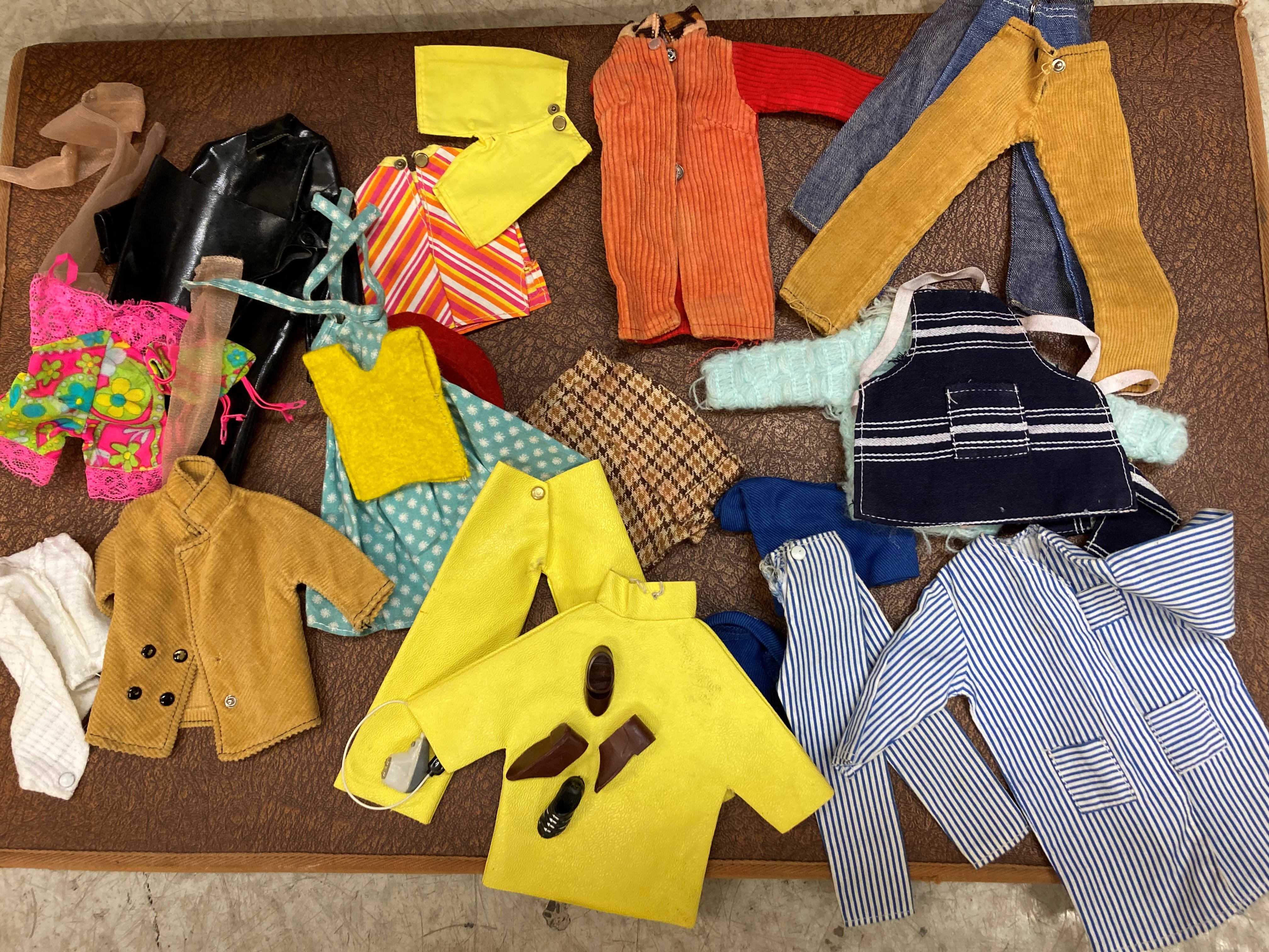 Three Sindy dolls and accessories Image