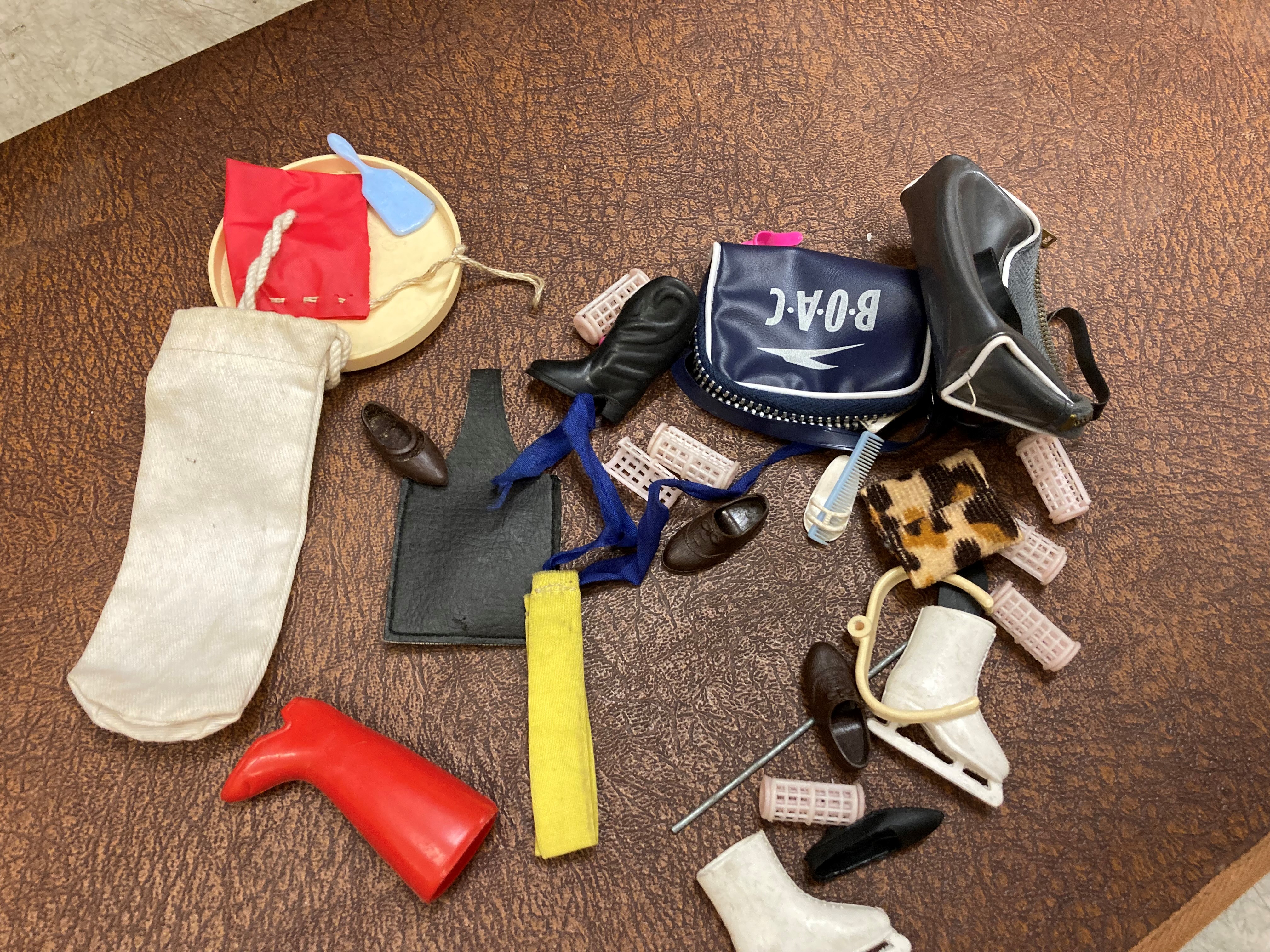 Three Sindy dolls and accessories Image