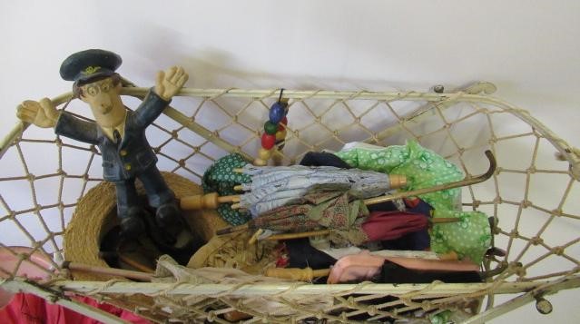 A quantity of dolls accessories Image