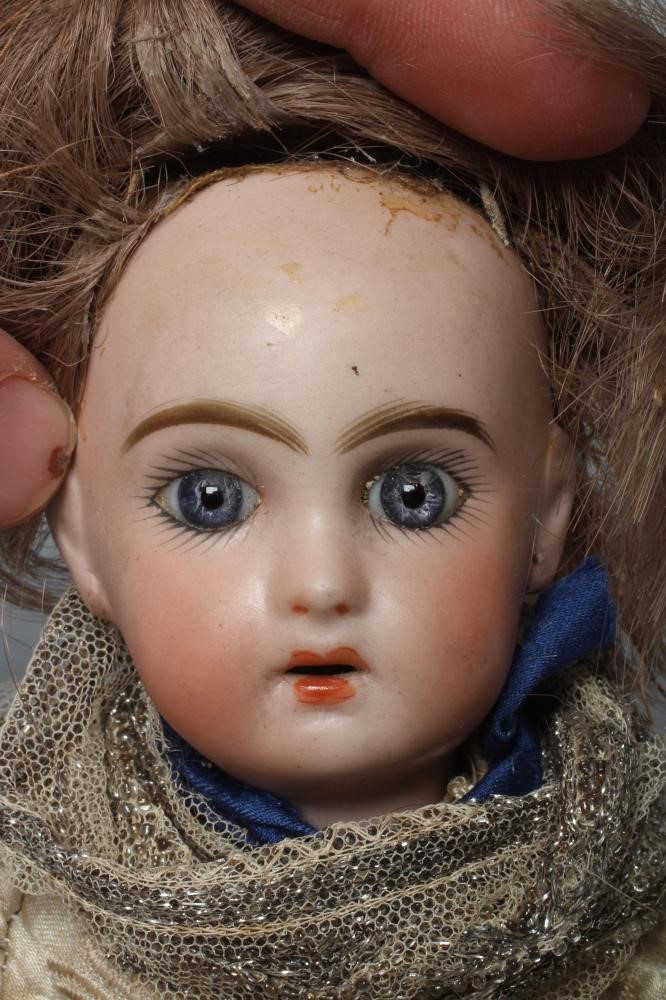 A possible Tete Jumeau bisque socket head doll Image