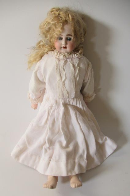 A possibly Bahr & Proschild bisque shoulder head doll Image