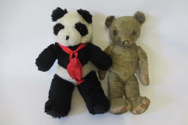 A dean's rag book bear | Hartleys Auctioneers & Valuers