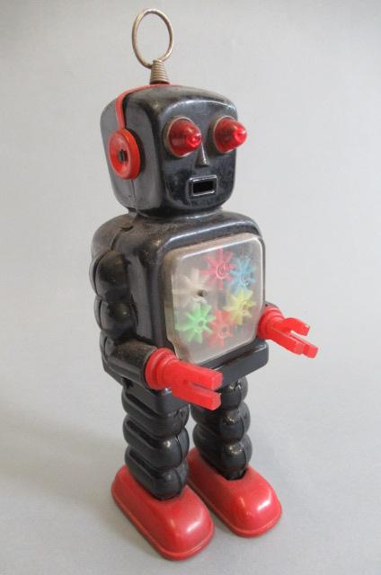 Clockwork walking robot by Ko Yoshiya Image