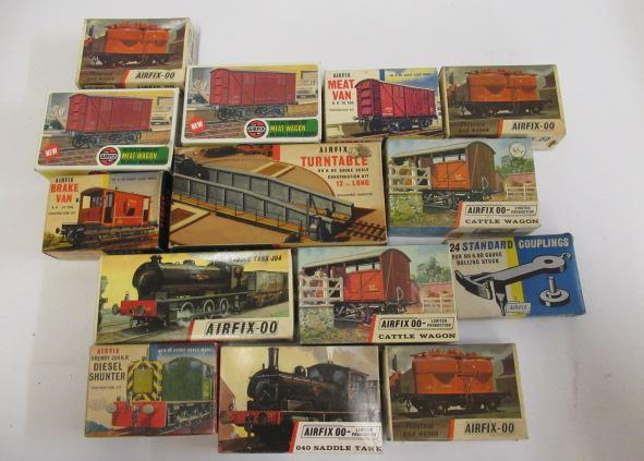 Vintage Airfix kits comprising J94 Saddle Tank Image