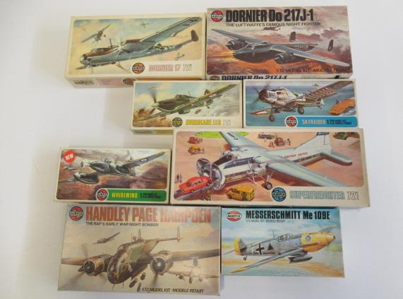 Vintage Airfix plastic Aircraft kits comprising Bristol Superfreighter Image