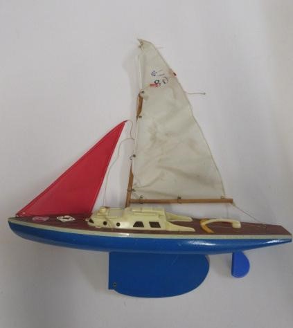 50cm pond yacht by Giner Image