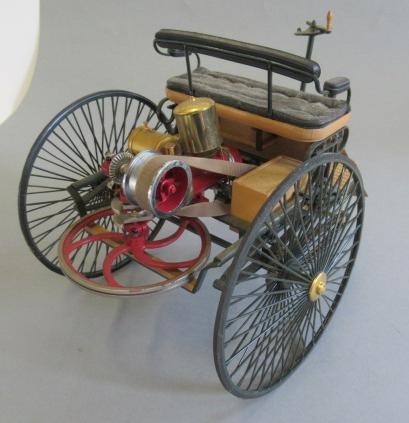A 1:8 scale model of the Mercedes tricycle car Image