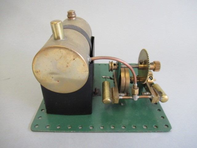 Bowman twin cylinder steam engine Image