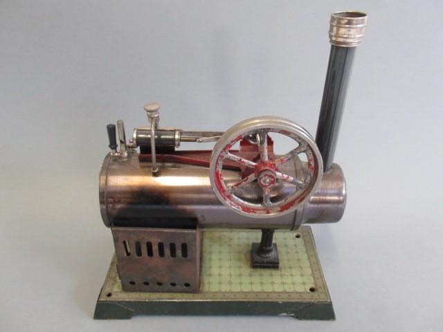 Bing spirit fired overtype single cylinder steam engine Image