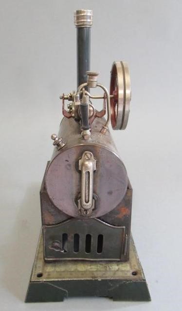 Bing spirit fired overtype single cylinder steam engine Image