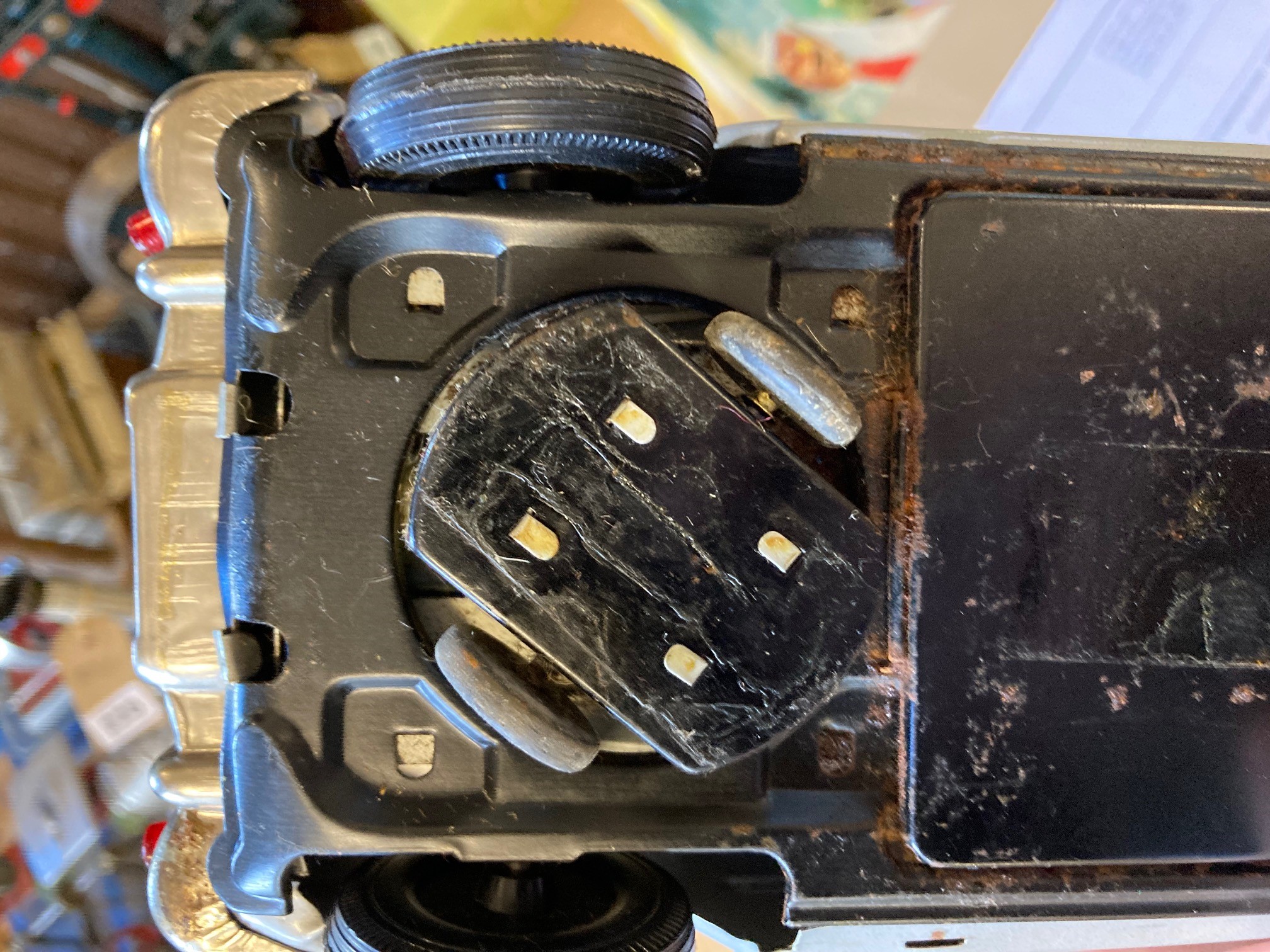 An ASC Aoshin Bump-and-Go James Bond Aston Martin Image