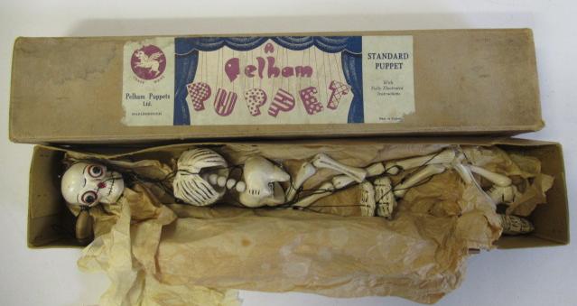 A Pelham puppet large Skeleton Image