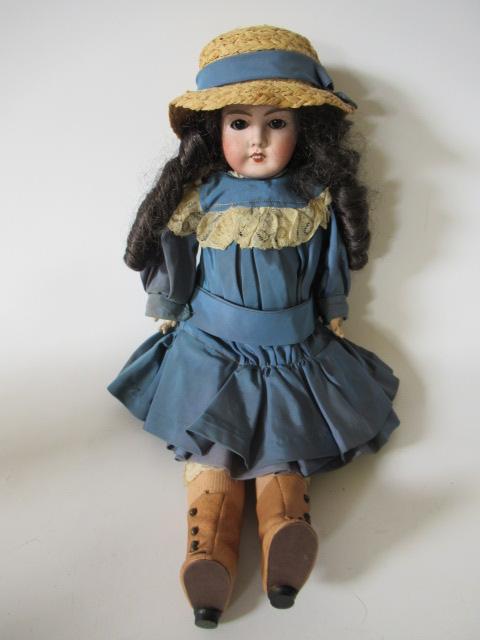A Limoges France bisque socket head doll Image