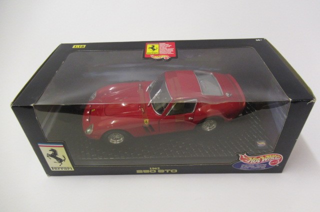 Burgao 1:18 scale Ferrari Tesla Rossa Image