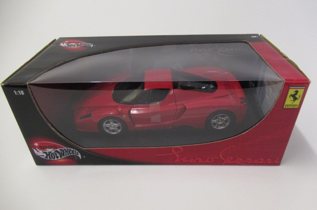 Hot Wheels 1:18 scale Ferrari Enzo Image