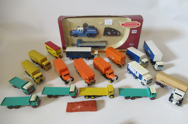Eighteen diecast trackside vehicles by E.F.E. Image