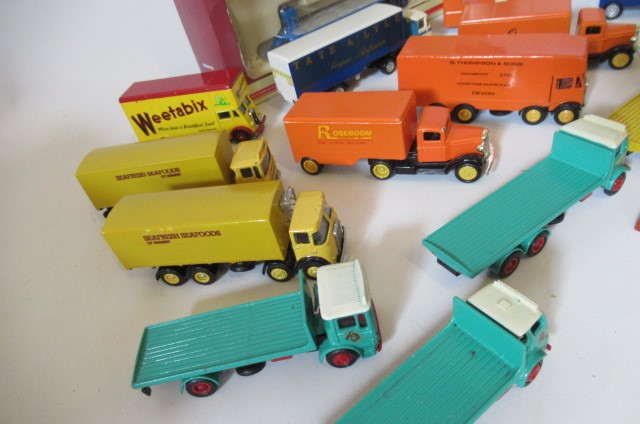 Eighteen diecast trackside vehicles by E.F.E. Image