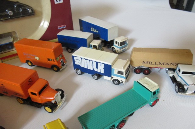 Eighteen diecast trackside vehicles by E.F.E. Image