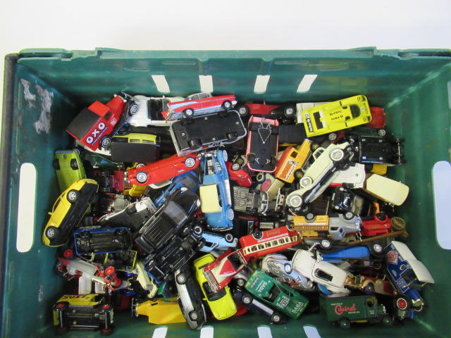 A large quantity of unboxed modern diecast vehicles Image