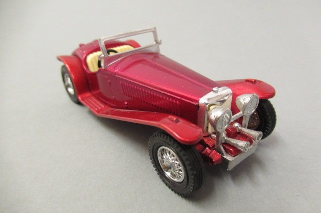 Twelve late issue Matchbox Models of Yesteryear Image