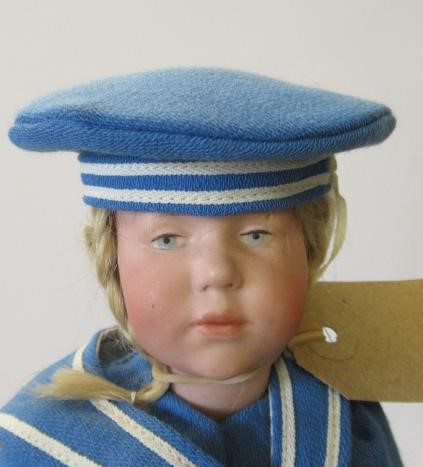 A Kammer & Reinhardt bisque socket head solemn girl Image