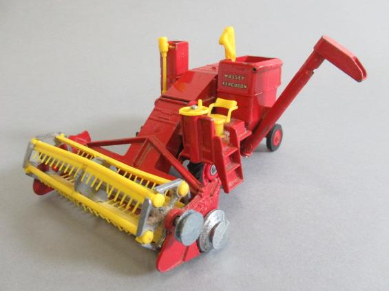 Corgi 1111 Massey-Ferguson Combine Harvester Image