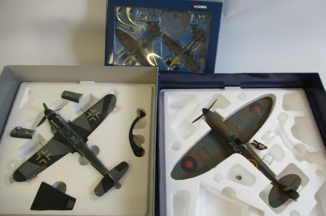 Corgi Aviation Archive Battle of Britain Spitfire MK1 and BF 109E Image