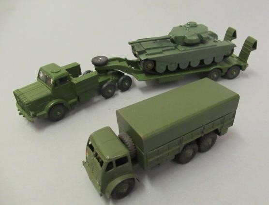 Dinky 660 Tank Transporter Image