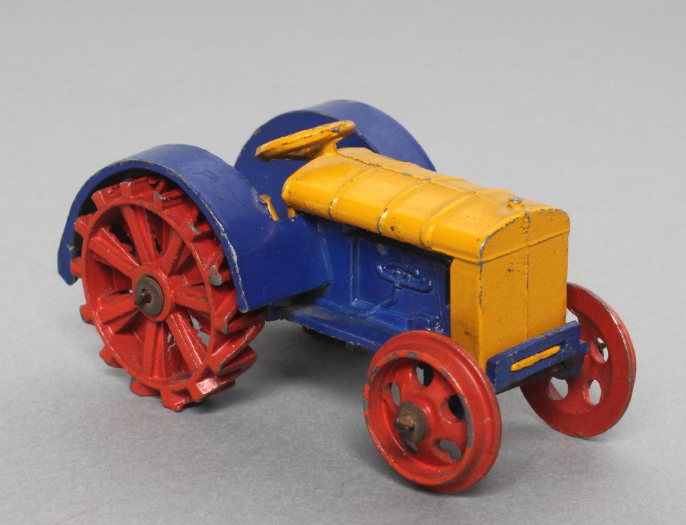 Dinky 22e farm tractor in yellow/blue and red Image