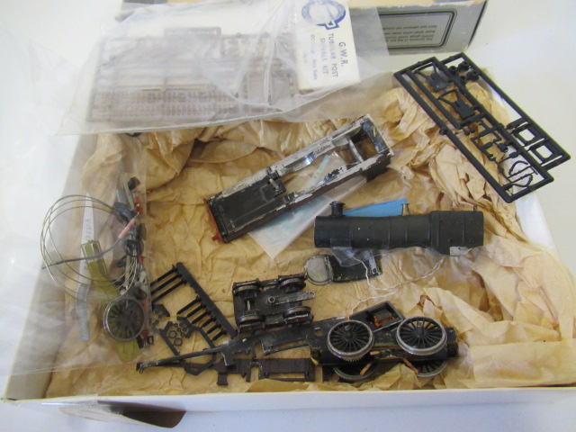 Model railway parts including Keyser G.W.R. white metal locomotive body and chassis and a Ratio Image