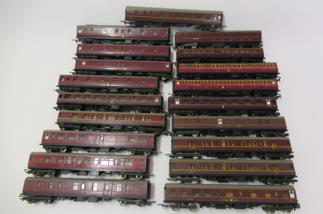 Twenty two unboxed B.R. Image