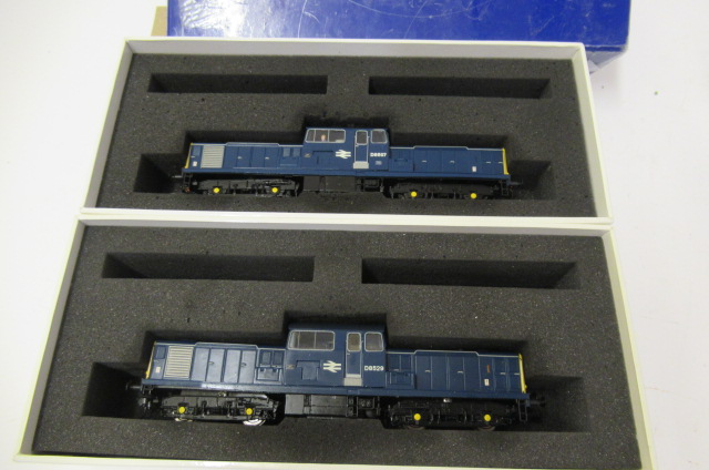 Two Heljan Class 17 diesel locomotives in B.R. blue Image