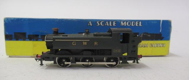 Graham Farish G.W.R. 94XX tank locomotive in G.W. green Image