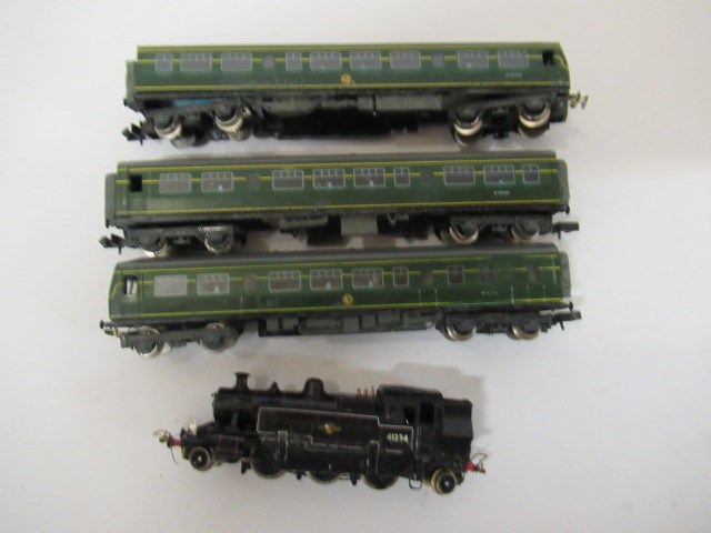 Farish N gauge D.M.U. with centre coach and Class 2 tank with modifications Image