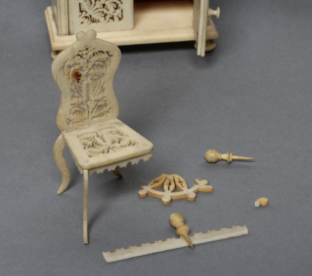 A collection of Victorian bone and ivory doll's house furniture Image