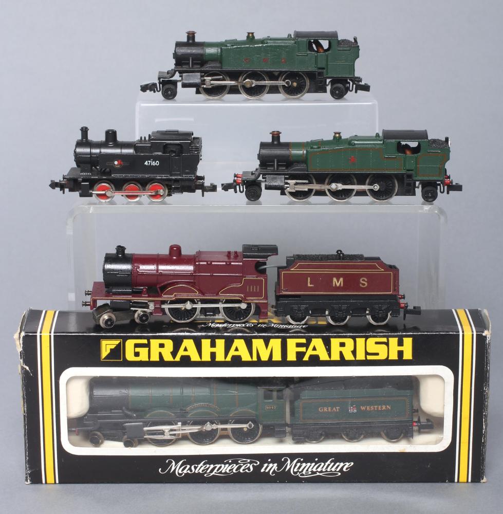 N gauge locomotives comprising two prairie tanks Image
