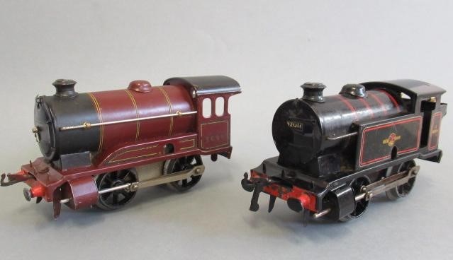 Hornby Clockwork Goods Set No 40 B.R. tank locomotive and three goods trucks and Hornby Clockwork Image