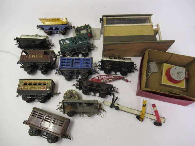 Playworn Hornby rolling stock including vans Image