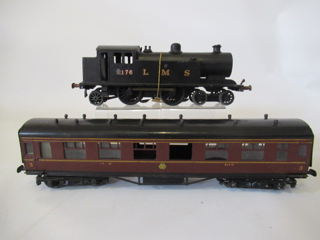 Electric L.M.S. 4-4-2 3-rail tank locomotive Image