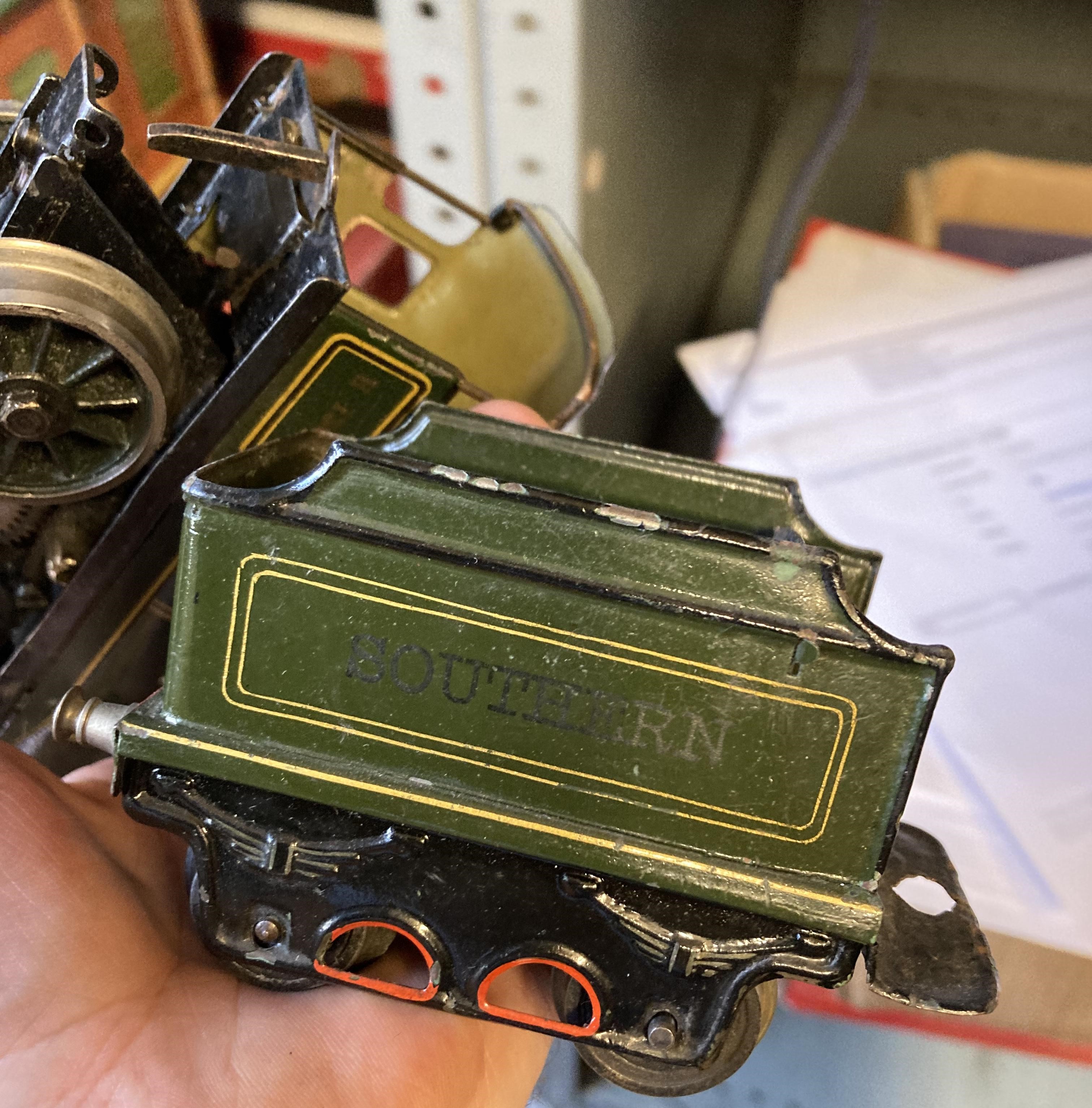 Marklin/Gamages electric 0-4-0 locomotive and tender in green Image