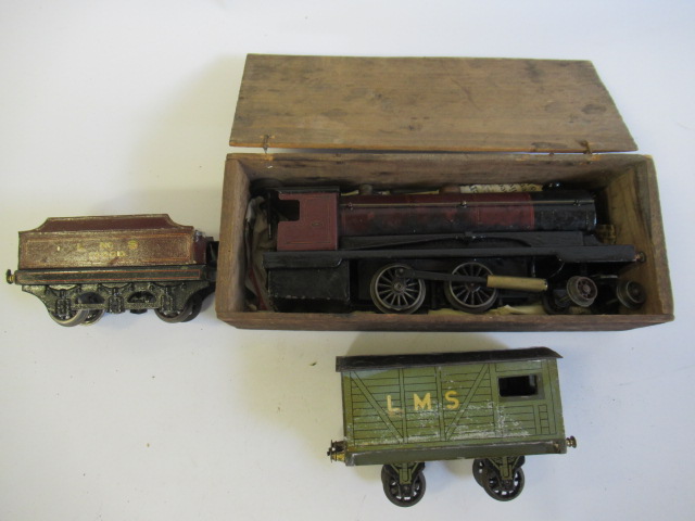 Bowman 234 steam locomotive and tender in L.M.S. red Image