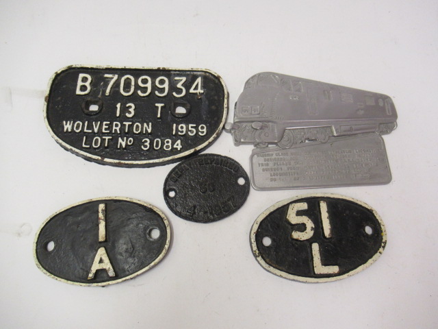 Locomotive shed plates 1A and 51L wagon plate B709934 Image