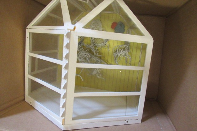 A large Georgian style dolls house Image