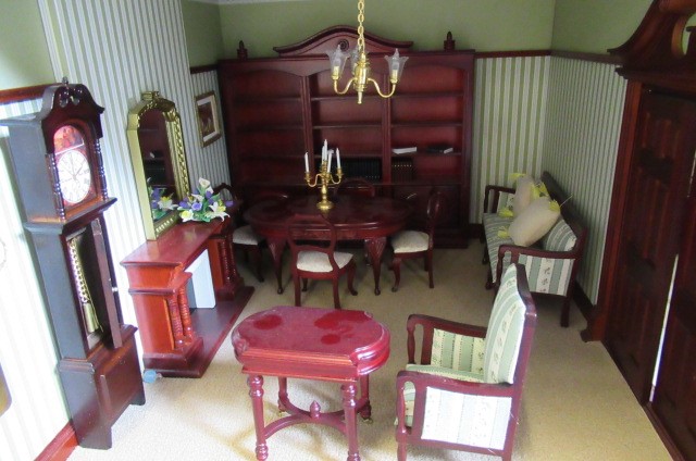 A large Georgian style dolls house Image