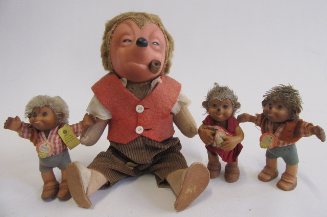 A 15" German Macki with wooden pipe Image