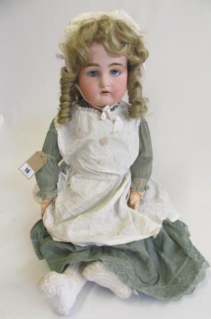 A Kammer & Reinhardt bisque socket head doll Image
