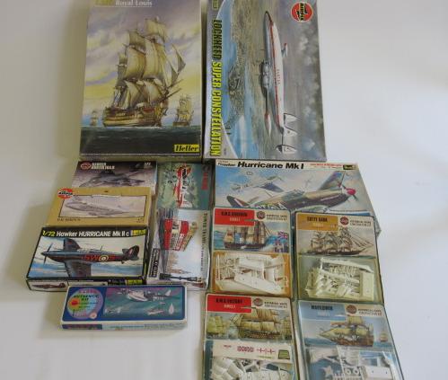 Fourteen plastic construction kits by Airfix and others including aircraft and ship models Image
