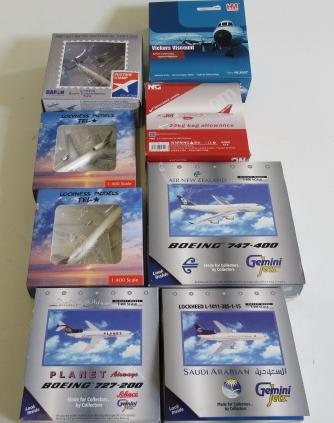 Eight 1:400 scale airliners including Boeing 727-200 Image