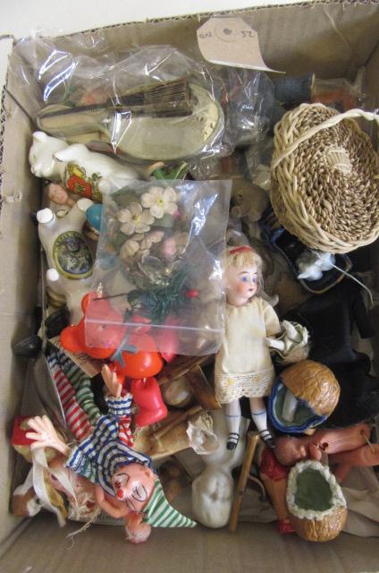 A large quantity of dolls Image
