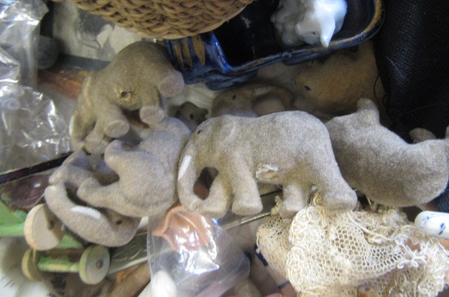 A large quantity of dolls Image